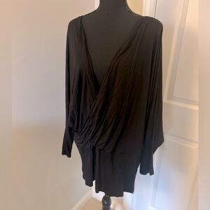Plus Size Woman’s Long Sleeve Plunge Front Top Size 3X